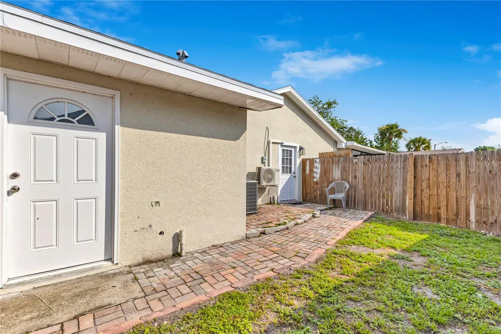 4901 REGINALD ROAD Orlando, FL 32829