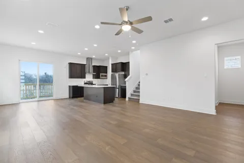1531 Red Bud Lane #28