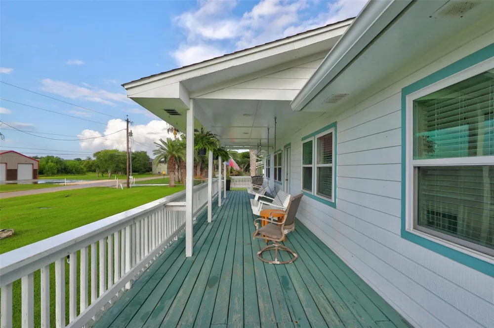 1583 County Road 291 Bay City, TX 77414