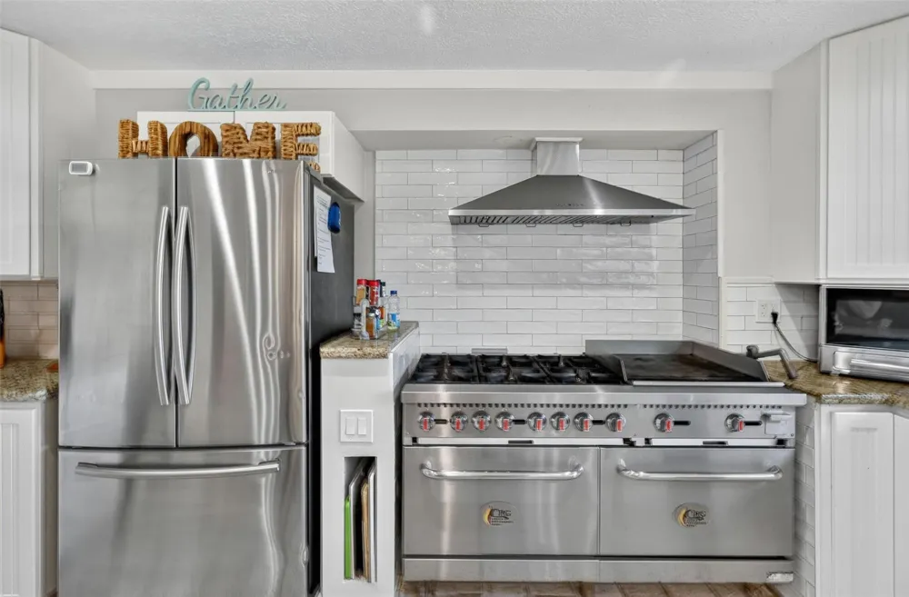 1583 County Road 291 Bay City, TX 77414