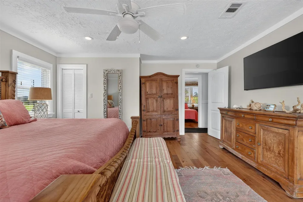 1583 County Road 291 Bay City, TX 77414