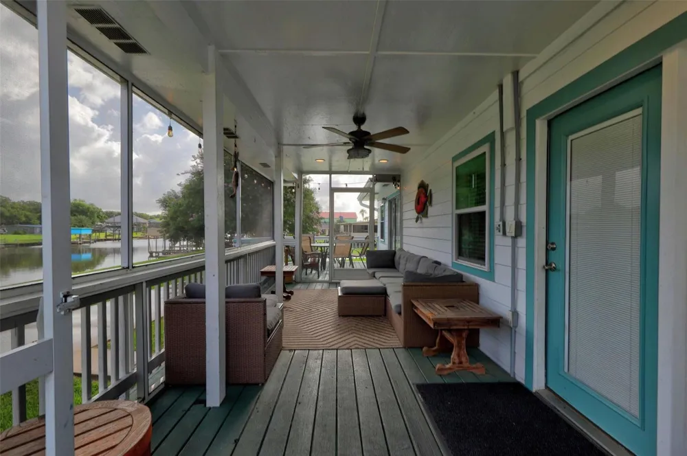 1583 County Road 291 Bay City, TX 77414