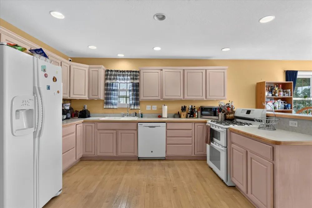 812 Derby Drive Tecumseh, MI 49286