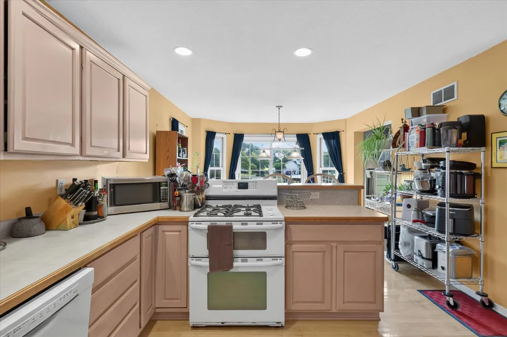 812 Derby Drive Tecumseh, MI 49286