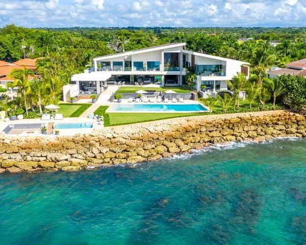 19 00 