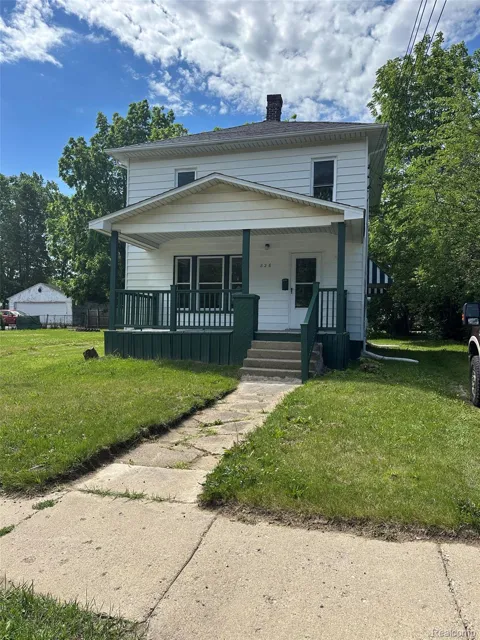 826 E Mount Morris Street