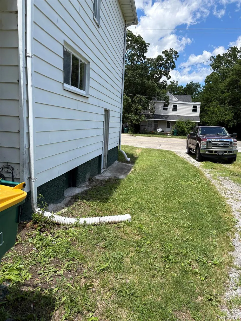 826 E Mount Morris Street Mt Morris City, MI 48458