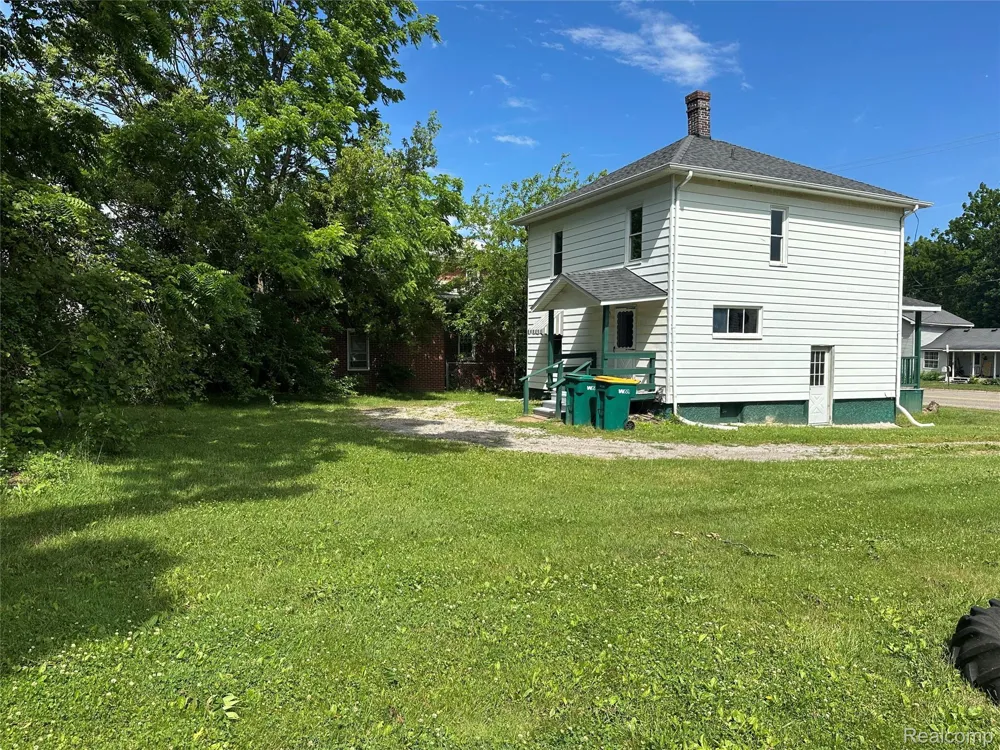 826 E Mount Morris Street Mt Morris City, MI 48458