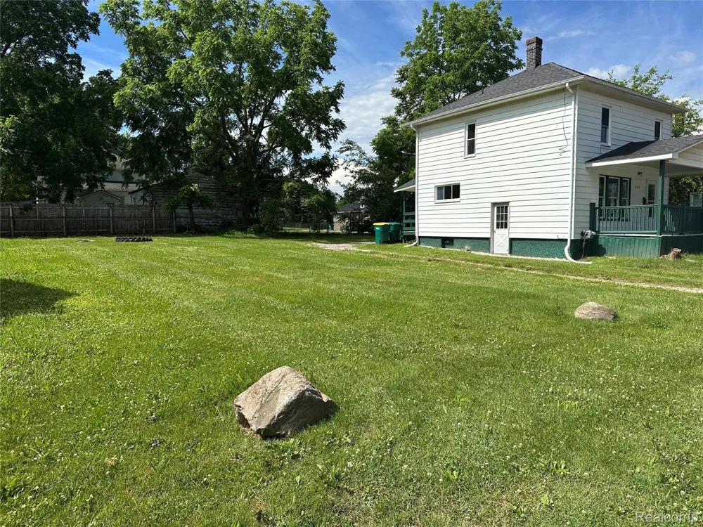 826 E Mount Morris Street Mt Morris City, MI 48458