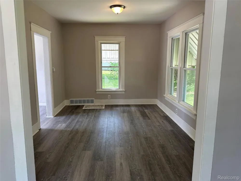 826 E Mount Morris Street Mt Morris City, MI 48458