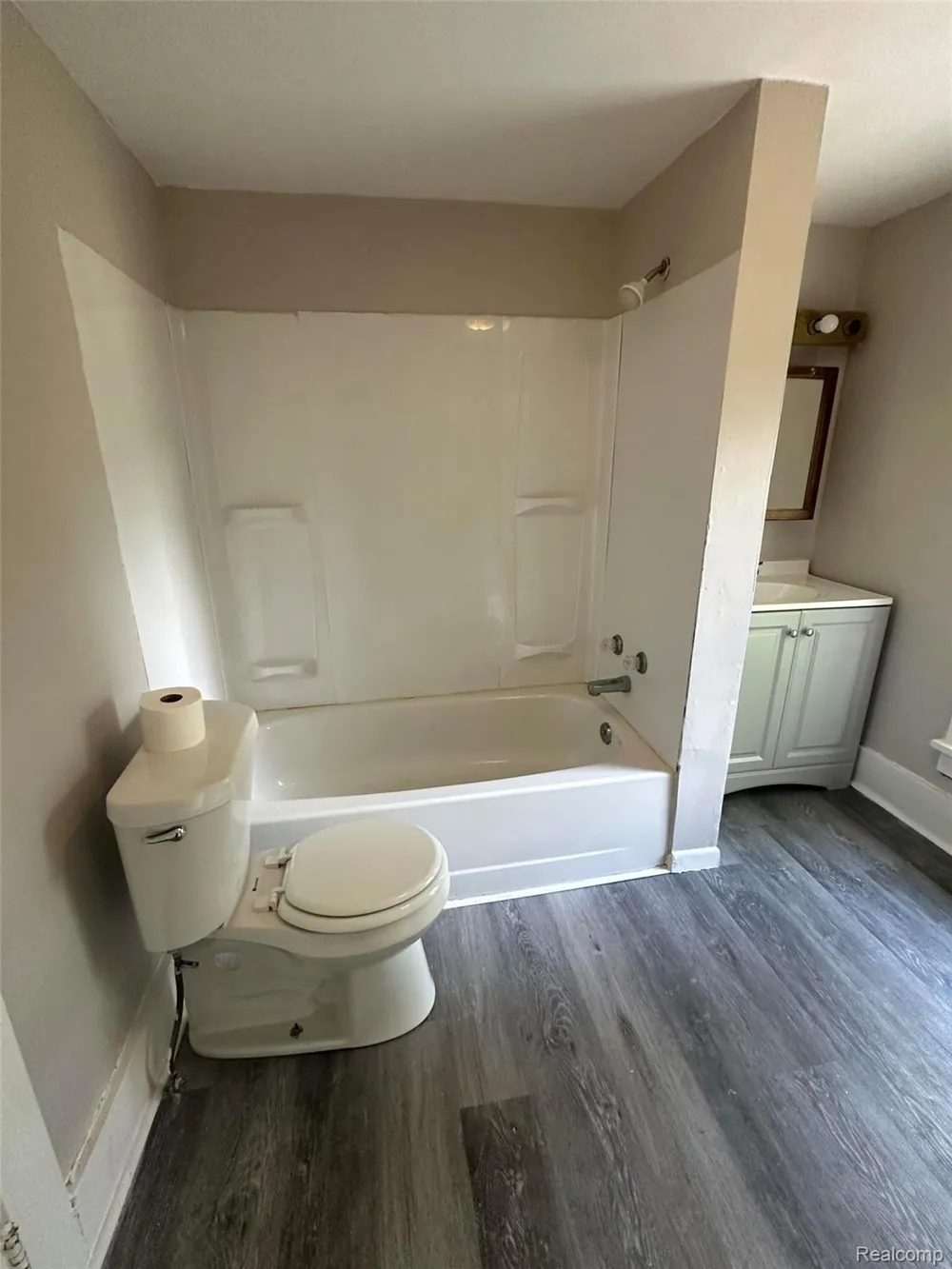 826 E Mount Morris Street Mt Morris City, MI 48458