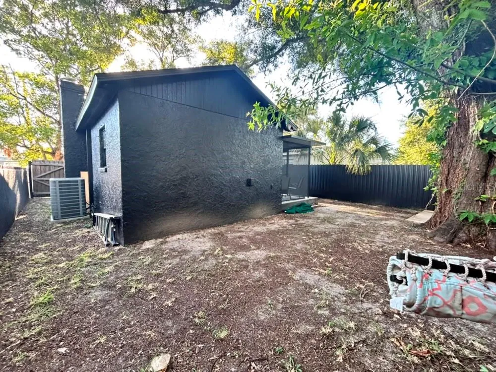 4607 35TH STREET Tampa, FL 33610