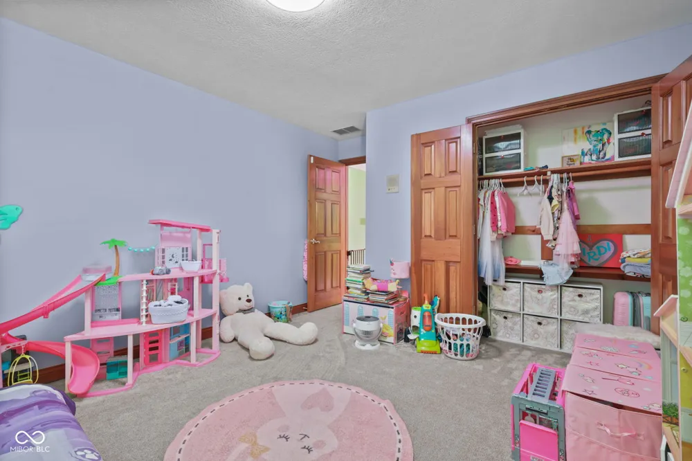 179 W Arcadia Mooresville, IN 46158