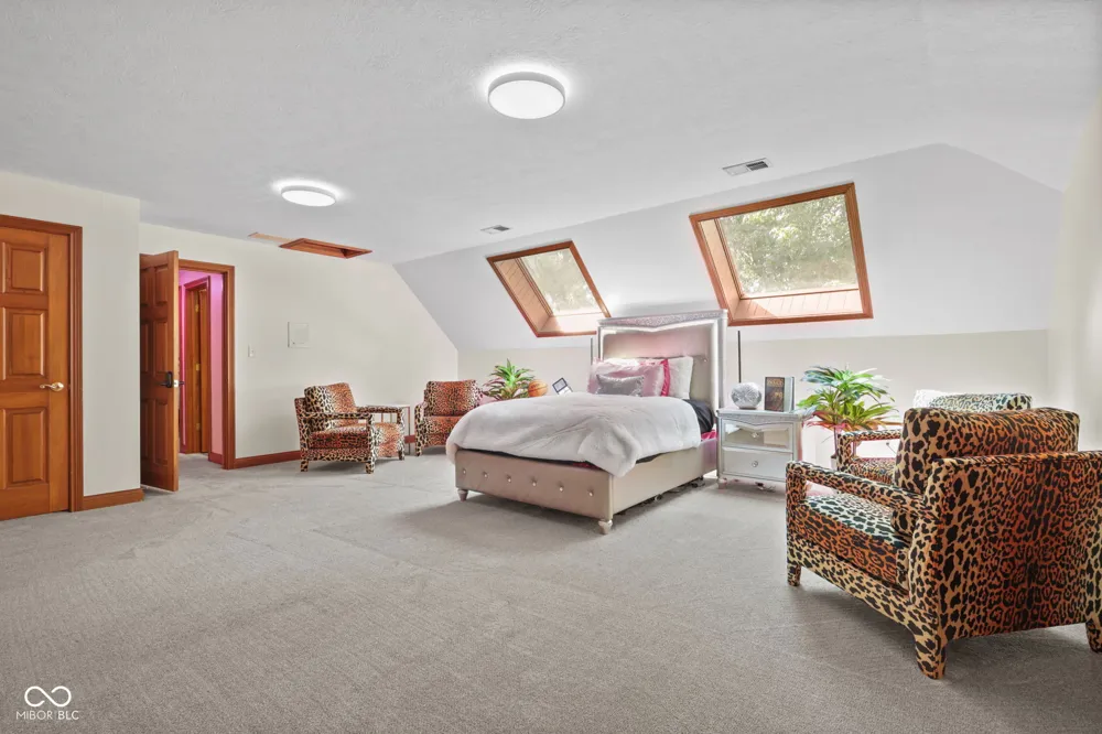 179 W Arcadia Mooresville, IN 46158