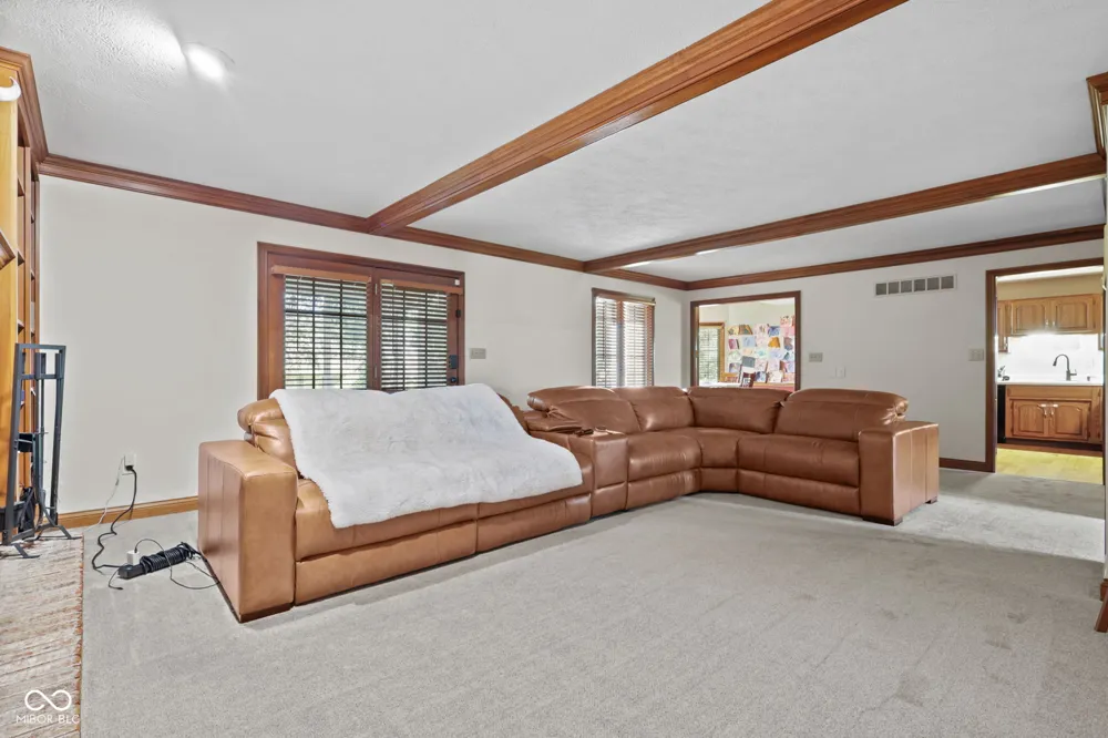 179 W Arcadia Mooresville, IN 46158