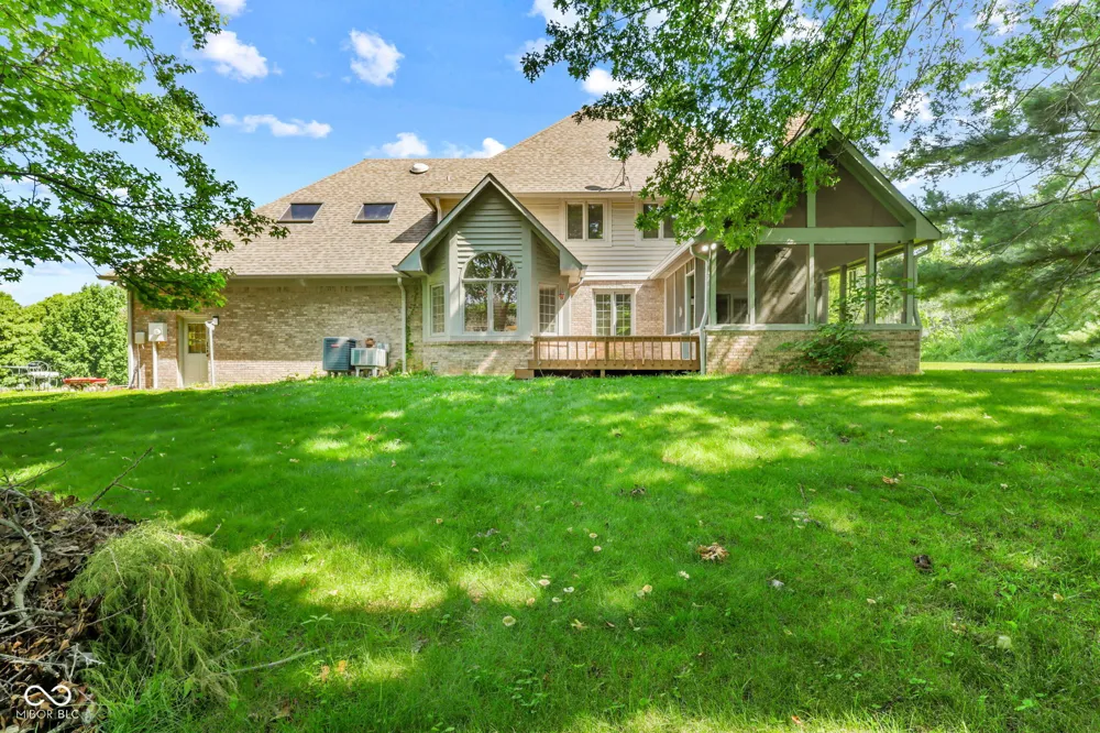 179 W Arcadia Mooresville, IN 46158