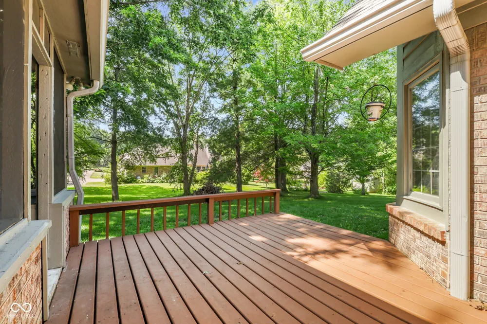 179 W Arcadia Mooresville, IN 46158