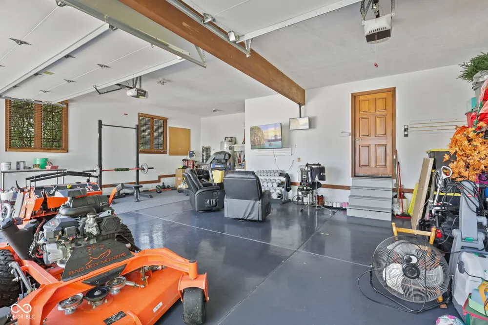 179 W Arcadia Mooresville, IN 46158