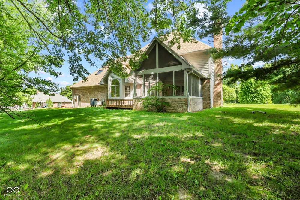 179 W Arcadia Mooresville, IN 46158