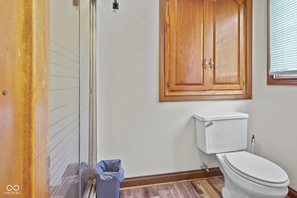 179 W Arcadia Mooresville, IN 46158