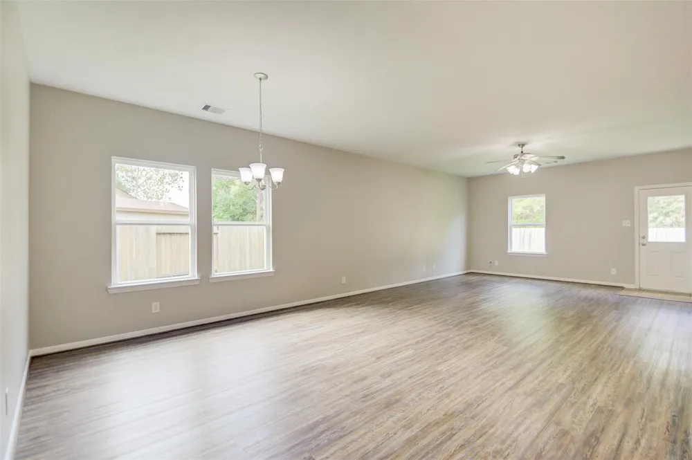 6026 Burnet Bend Avenue Crosby, TX 77532