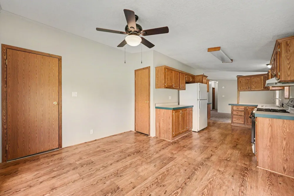 4794 Seymour Road Leoni Township, MI 49201