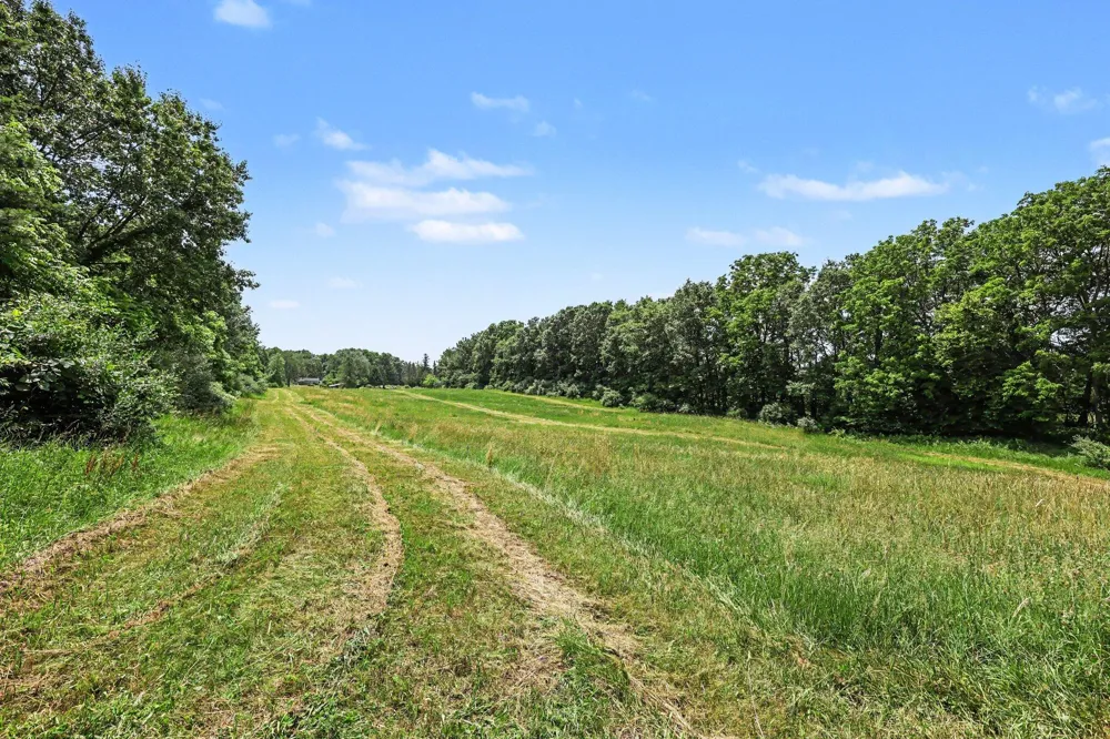 4794 Seymour Road Leoni Township, MI 49201