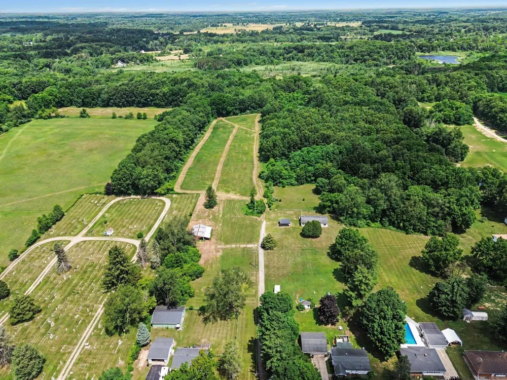 4794 Seymour Road Leoni Township, MI 49201