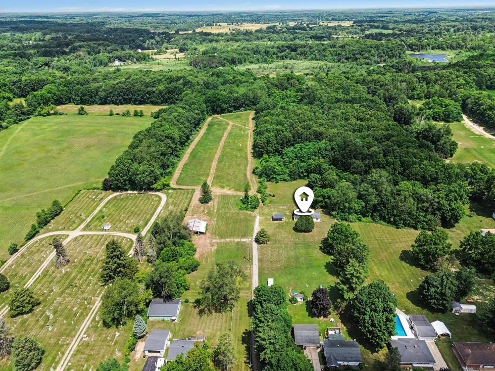 4794 Seymour Road Leoni Township, MI 49201