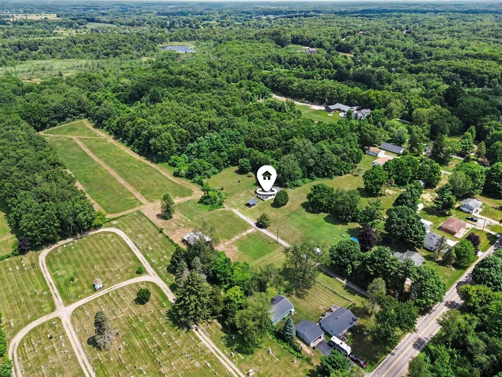 4794 Seymour Road Leoni Township, MI 49201