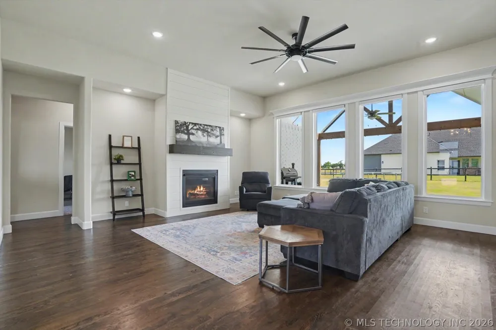 7103 E 139th Street Collinsville, OK 74021