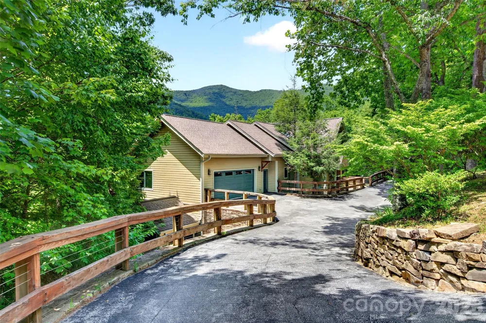 117 Shenandoah Terrace Montreat, NC 28757