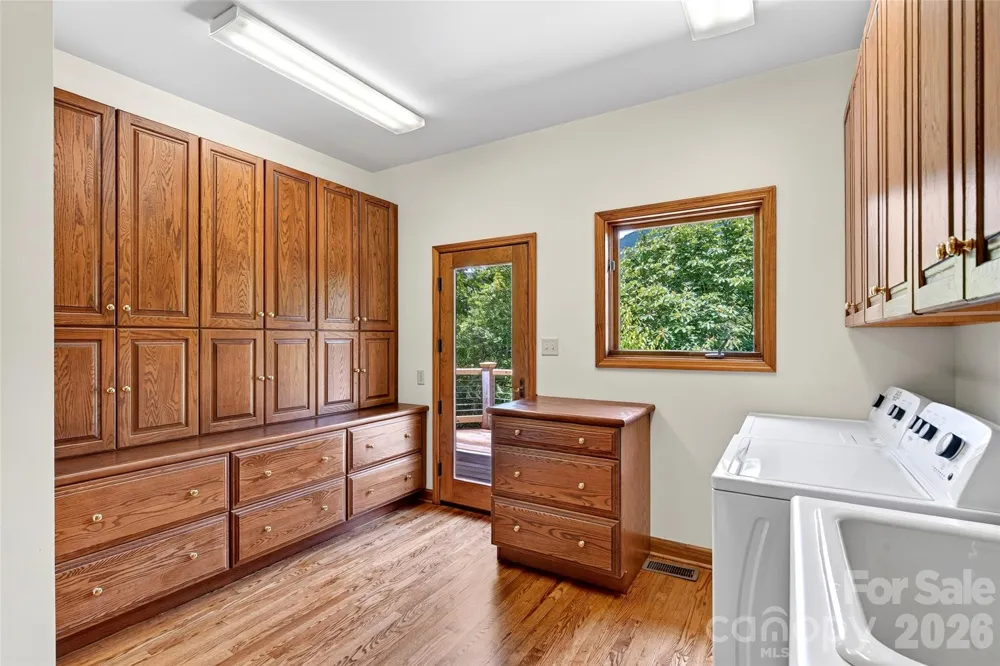 117 Shenandoah Terrace Montreat, NC 28757