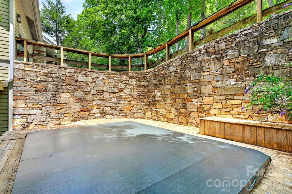 117 Shenandoah Terrace Montreat, NC 28757