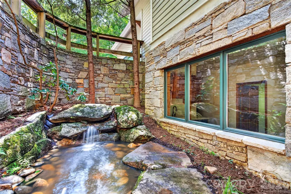 117 Shenandoah Terrace Montreat, NC 28757