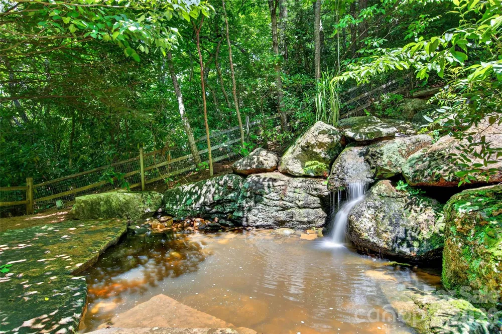 117 Shenandoah Terrace Montreat, NC 28757