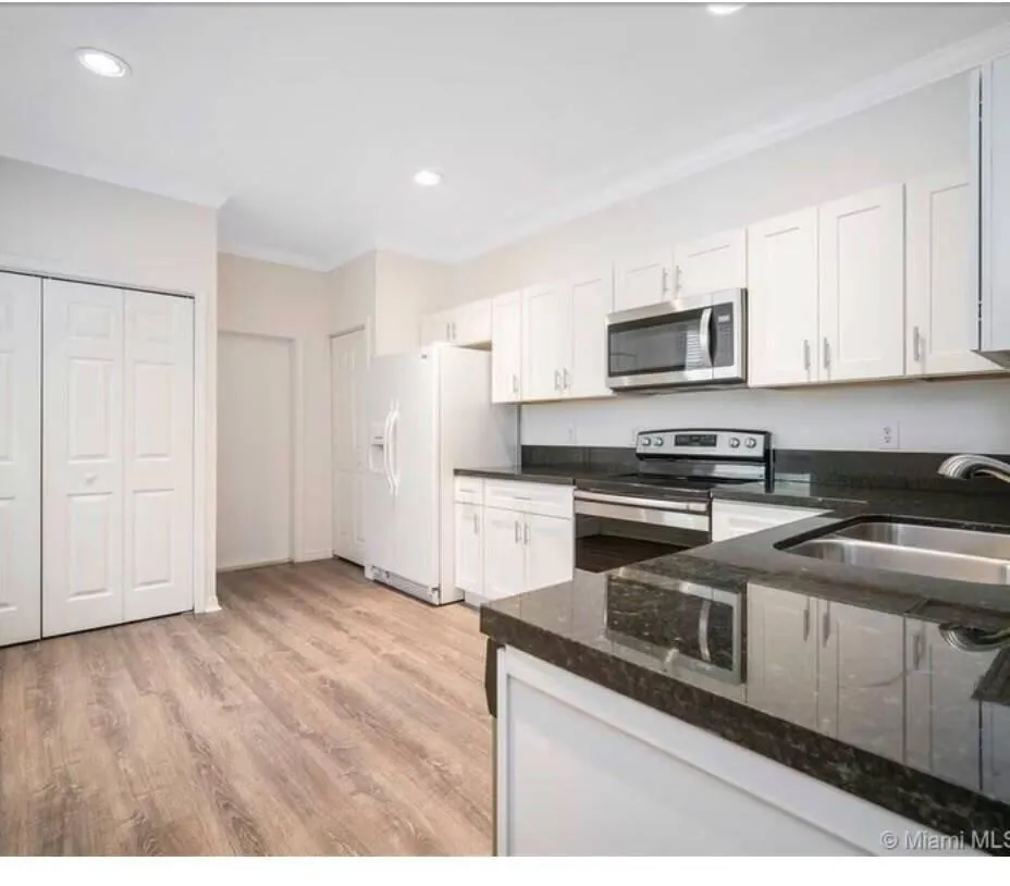2166 Hacienda Terrace Weston, FL 33327