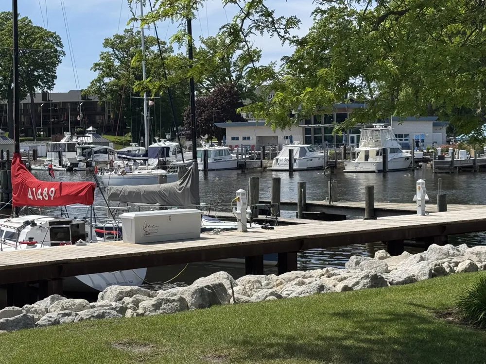 748 Green Street South Haven City, MI 49090