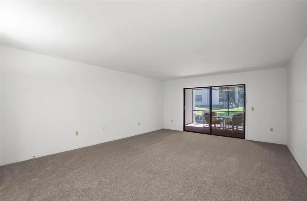 270 E GLASSBORO COURT #2B Hernando, FL 34442