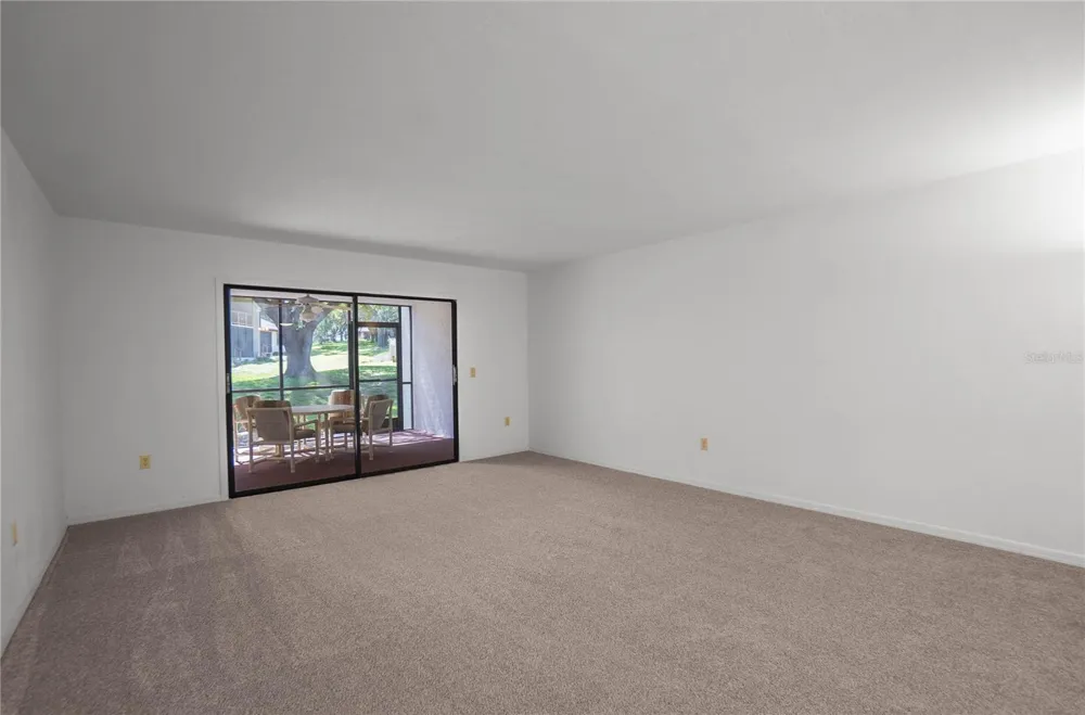 270 E GLASSBORO COURT #2B Hernando, FL 34442