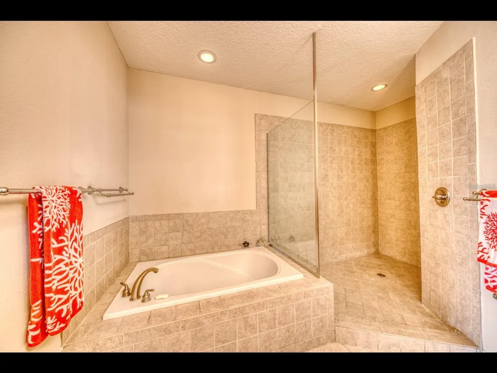 1042 BELLASOL WAY #203 Apollo Beach, FL 33572