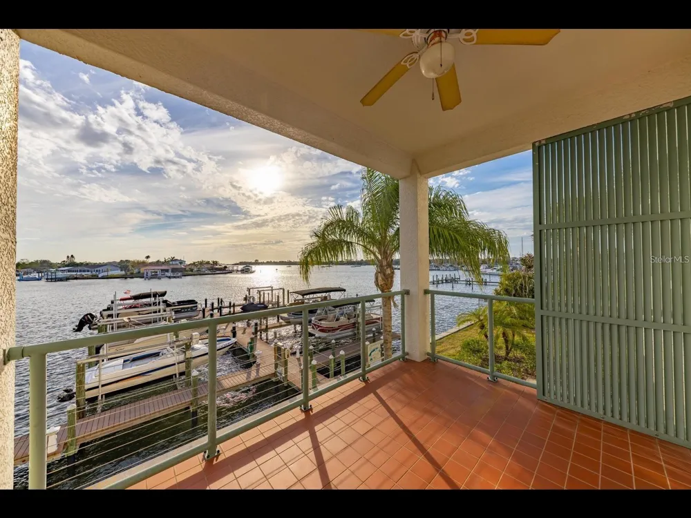 1042 BELLASOL WAY #203 Apollo Beach, FL 33572