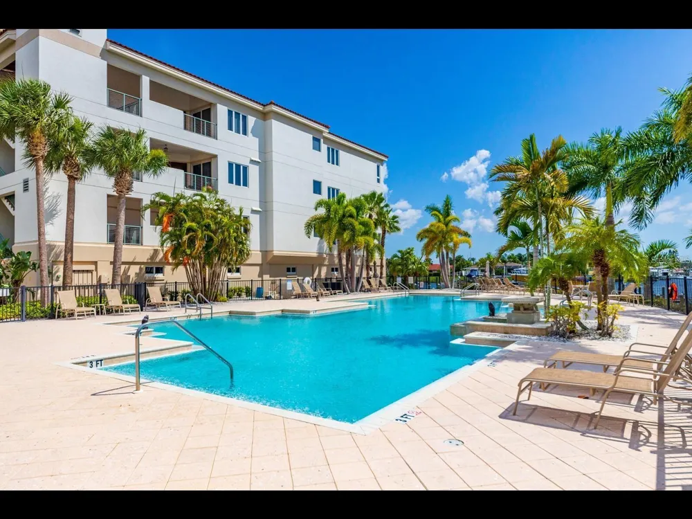 1042 BELLASOL WAY #203 Apollo Beach, FL 33572