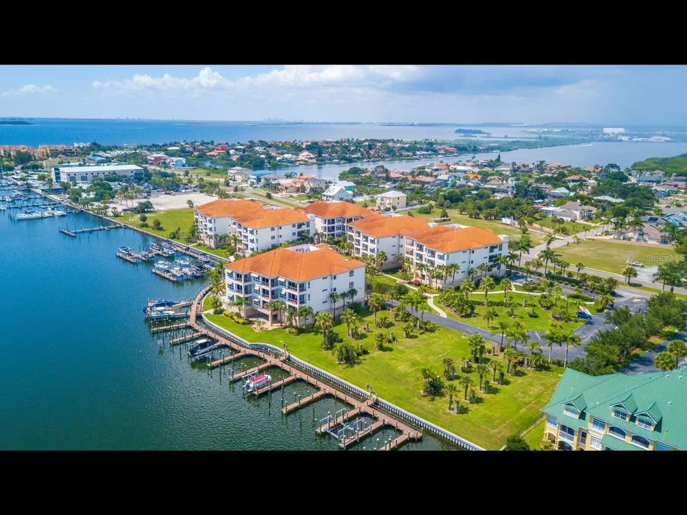 1042 BELLASOL WAY #203 Apollo Beach, FL 33572