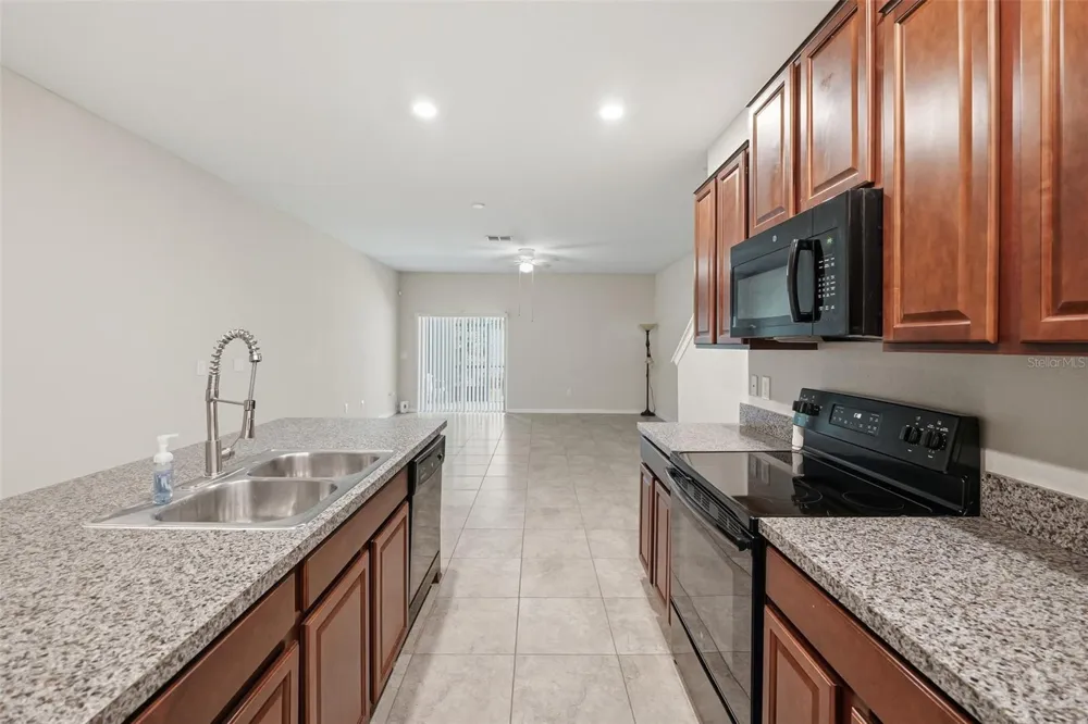 10407 LAKE MONTAUK DRIVE Riverview, FL 33578
