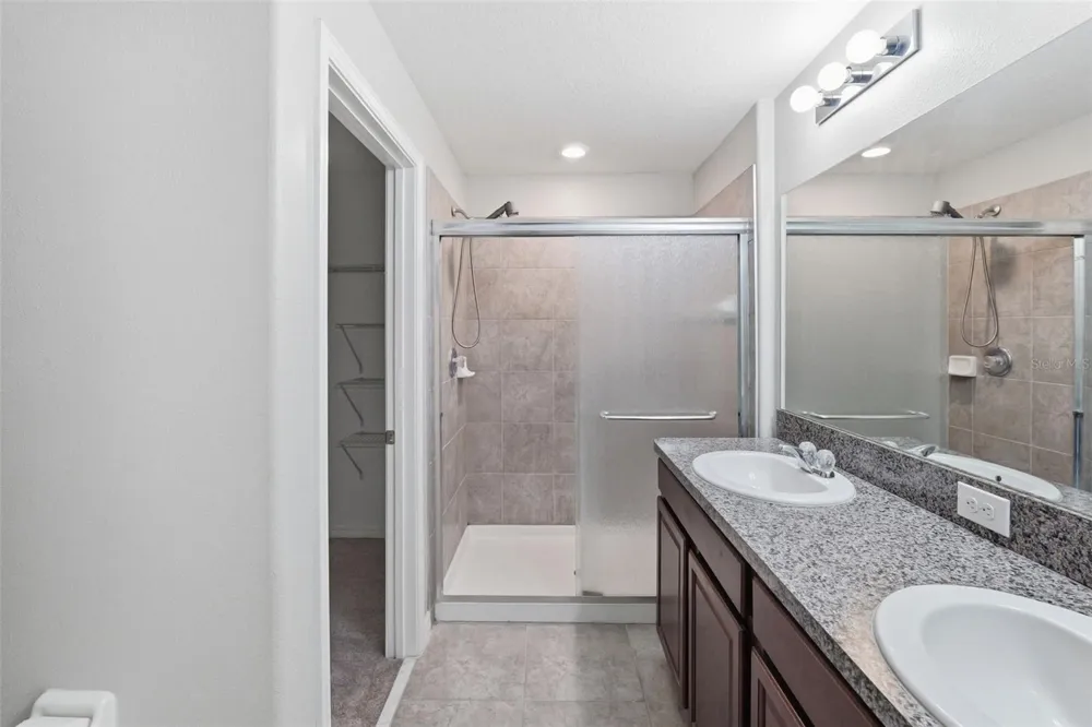 10407 LAKE MONTAUK DRIVE Riverview, FL 33578