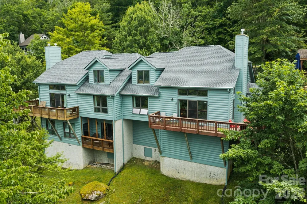 218 Slope View Drive #22 Sugar Mountain, NC 28604