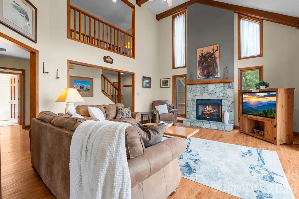 218 Slope View Drive #22 Sugar Mountain, NC 28604