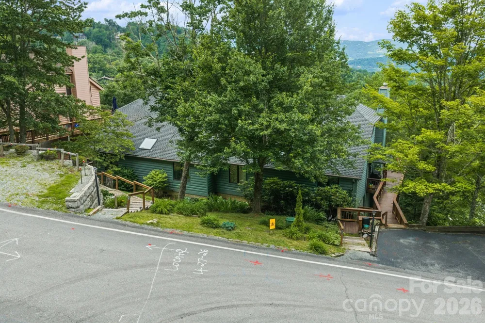 218 Slope View Drive #22 Sugar Mountain, NC 28604
