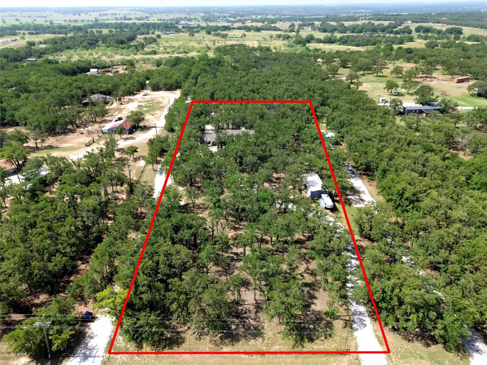 211 Spring Valley Road Paradise, TX 76073